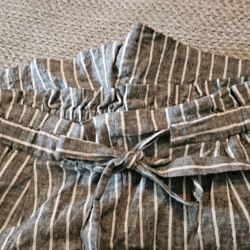 Express Shortie Super High Rise Tie Waist Shorts in Linen Blend Size Large - Picture 3 of 9